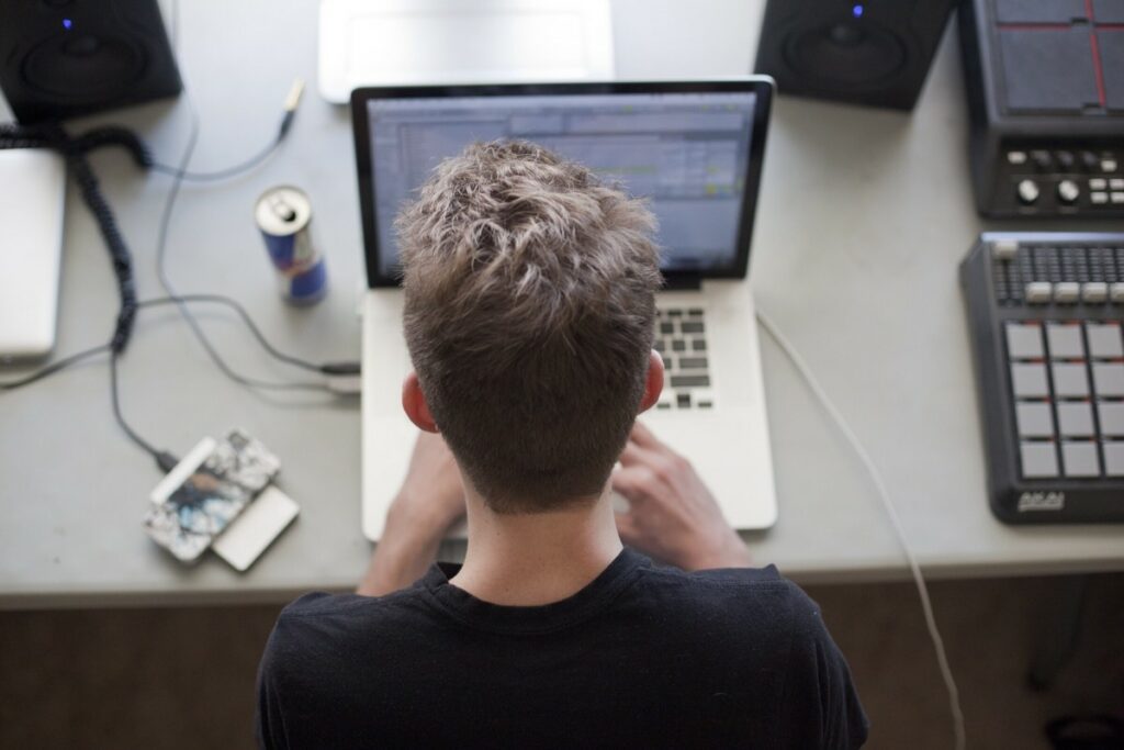 a man working on the laptop